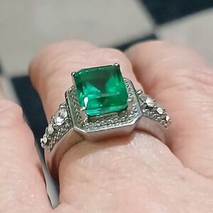 Square-Cut Green emerald Halo Statement Ring - Women Jewelry